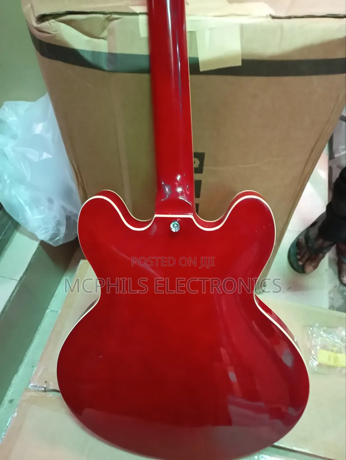 Active Audio Jazz Electric Guitar