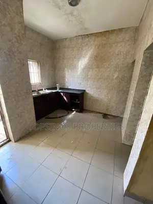 3bdrm Block of Flats in Dawaki for rent