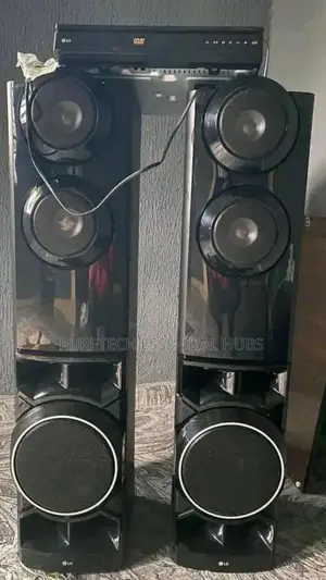 Photo - Original Lg 1250watt Xboom Lhd687bg