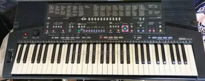 Yamaha Music Keyboard Psr E323