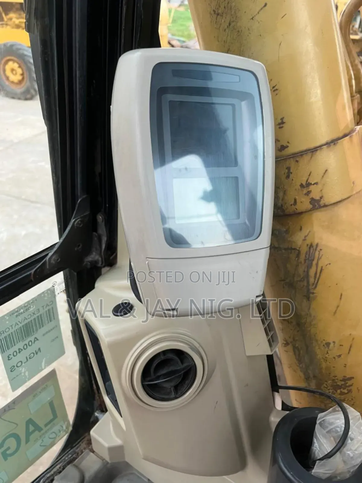 Excavator 330 Cl - Direct Belgium With Jack Hammer Function