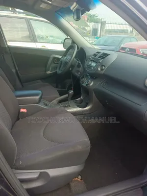 Photo - Toyota RAV4 Limited 2011 Green