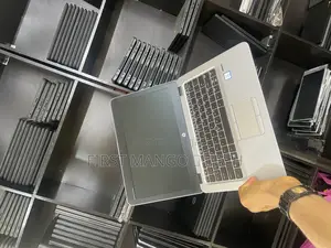 Laptop HP EliteBook 820 G4 8GB Intel Core i5 SSD 256GB