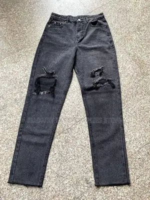 Ripped Mom Jeans