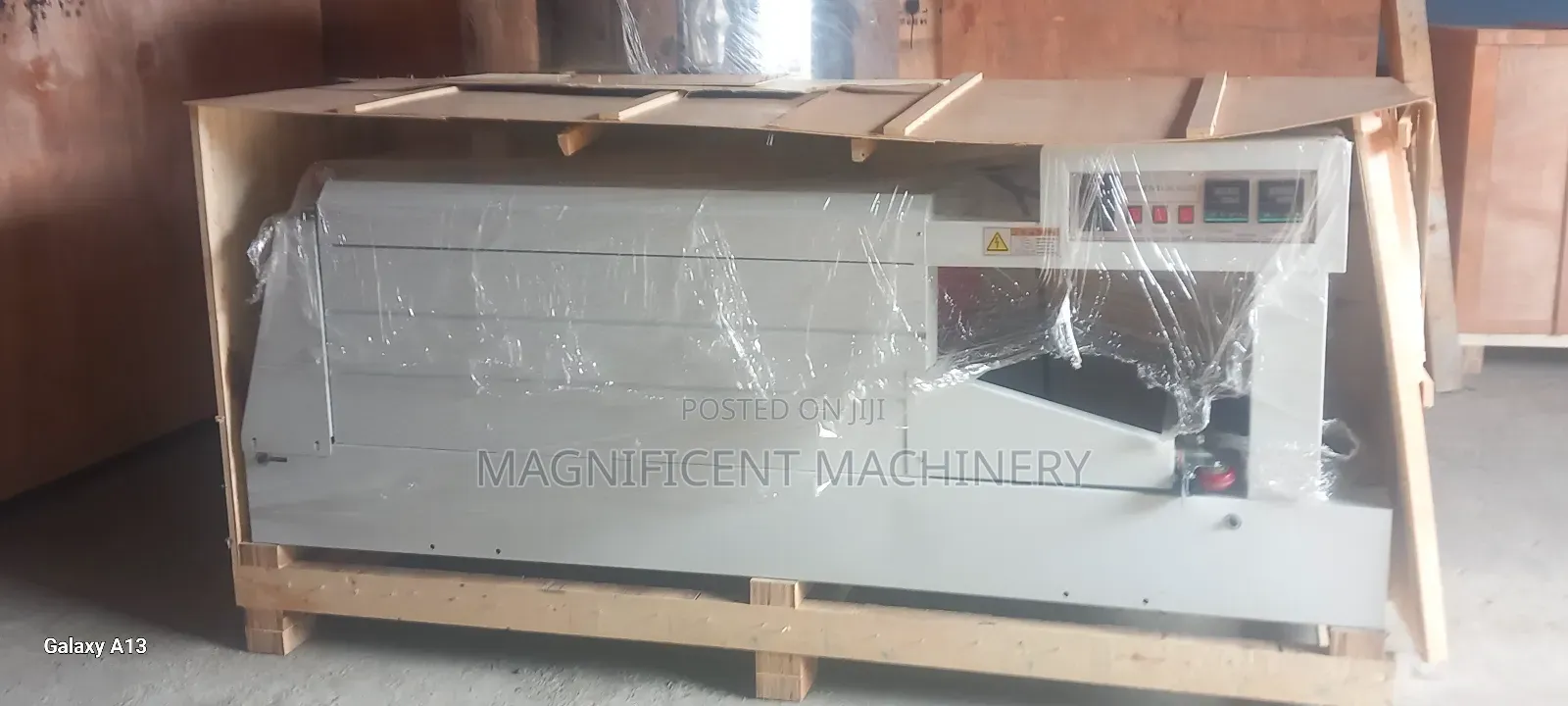 Semi Automatic Shrink Sleeve Wrapper and Tunnel Machine