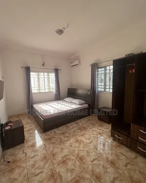 Furnished 3bdrm Apartment in Off Silverbird Road, Jakande for rent