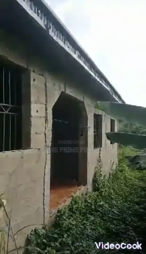 2bdrm Block of Flats in Omodara Estate for sale