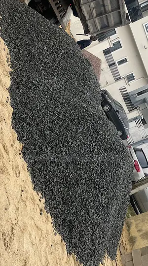 30 Tons / Full Trailer Load of Granite