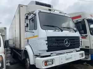 Mercedes Benz Cooling Van 20 Tons