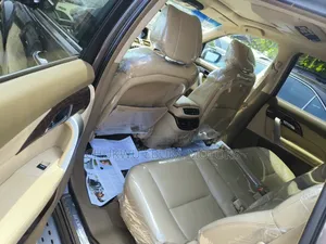 Acura MDX Technology Package SUV AWD (3.7L 6cyl 6A) 2011 Gray