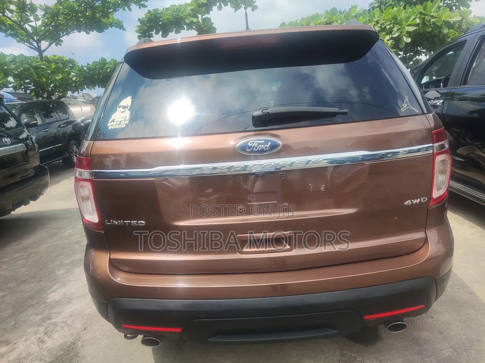 Ford Explorer 2015 Brown