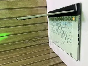 Laptop Dell Alienware M15 16GB Intel Core I7 SSD 1T