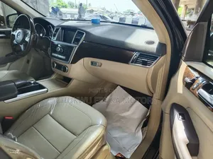 Mercedes-Benz M Class 2015 Black