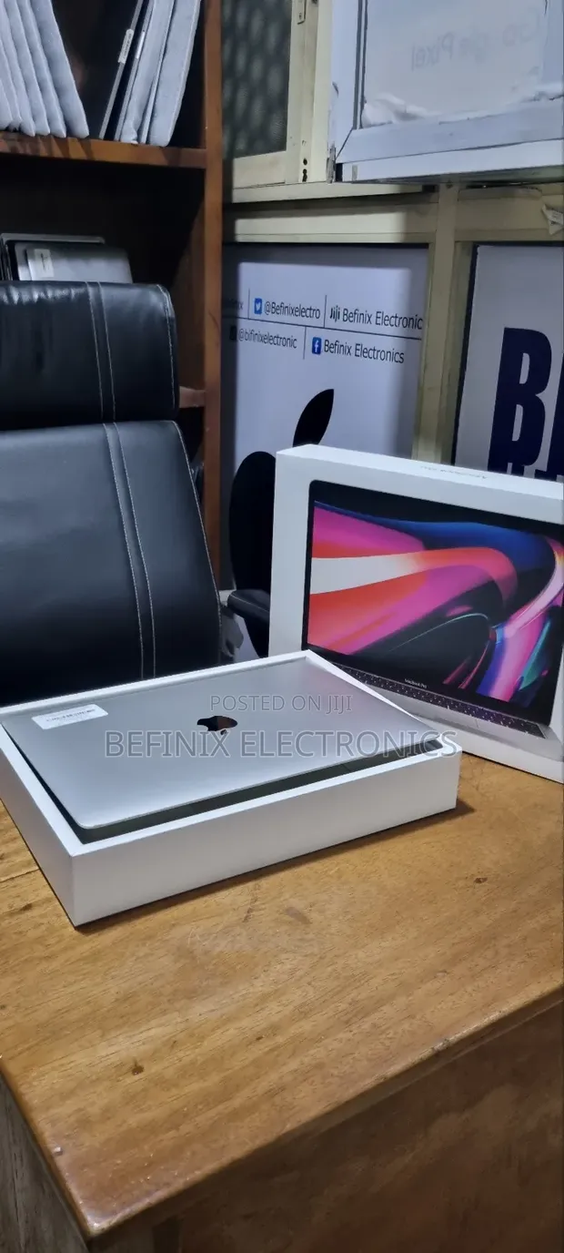 Laptop Apple MacBook Pro 2020 M1 16GB Apple M1 Pro SSD 512GB in - Main Image