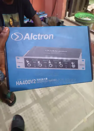 Photo - Alctron 4channels Headphone Amplifier