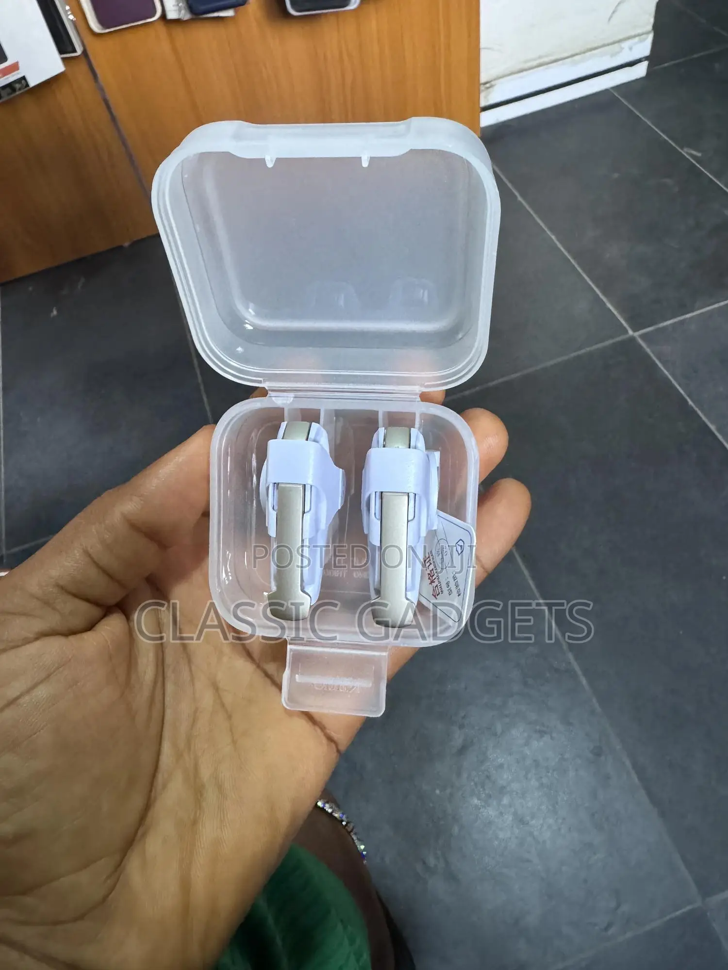 KOC2 Metal Gaming Trigger For Mobile Phones