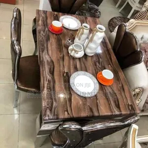 Standard Quality 4 Seaters Dinning Set, Brand New.