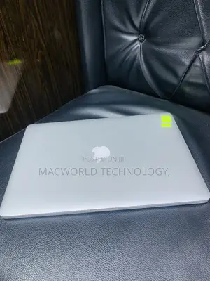 Laptop Apple MacBook Pro 16GB Intel Core I7 SSD 256GB