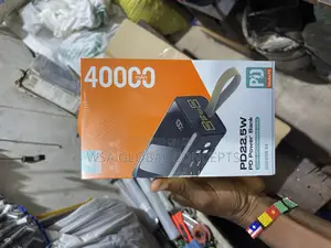 40,000 Mah PD 22.5w Power Bank Comes With Charging Cable