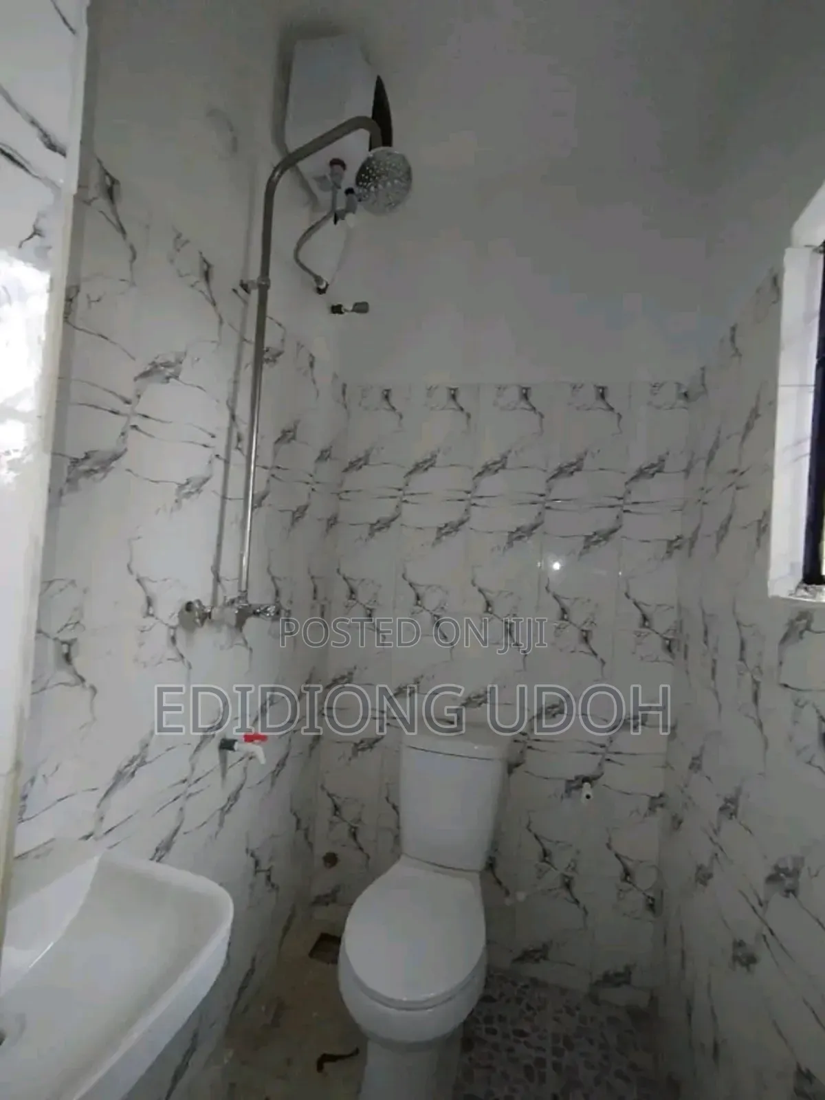 Studio Apartment in Ifa Off Oron Road, for rent