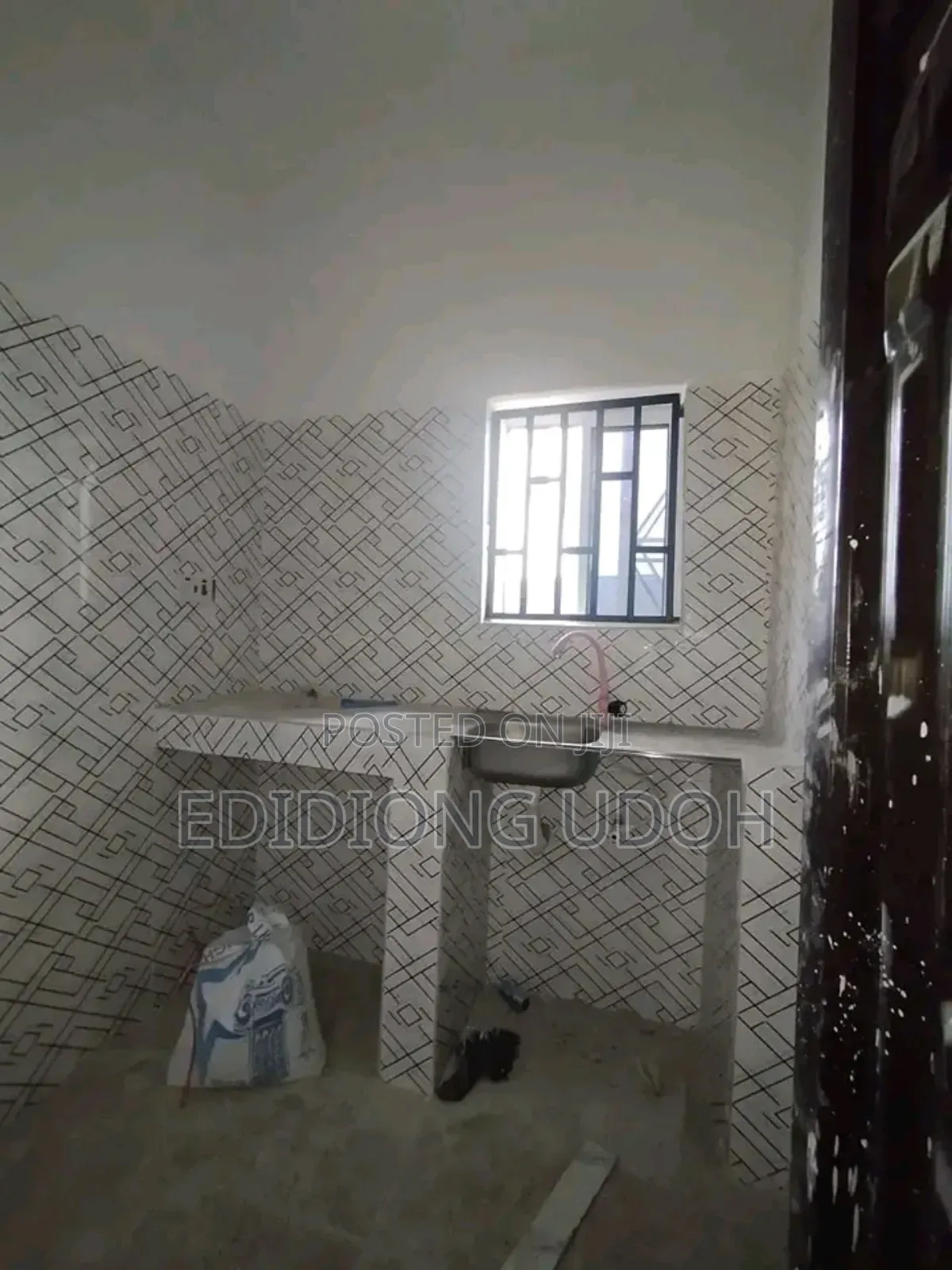 Studio Apartment in Ifa Off Oron Road, for rent
