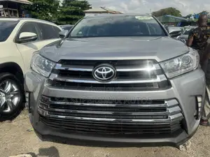 Toyota Highlander 2016 Silver