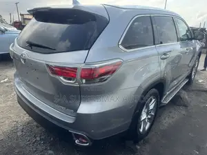 Toyota Highlander 2016 Silver