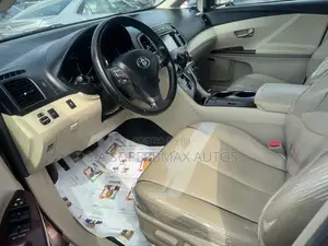Toyota Venza AWD 2010 Burgundy