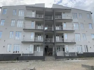 A Luxury 3 Bedroom Block of Flat