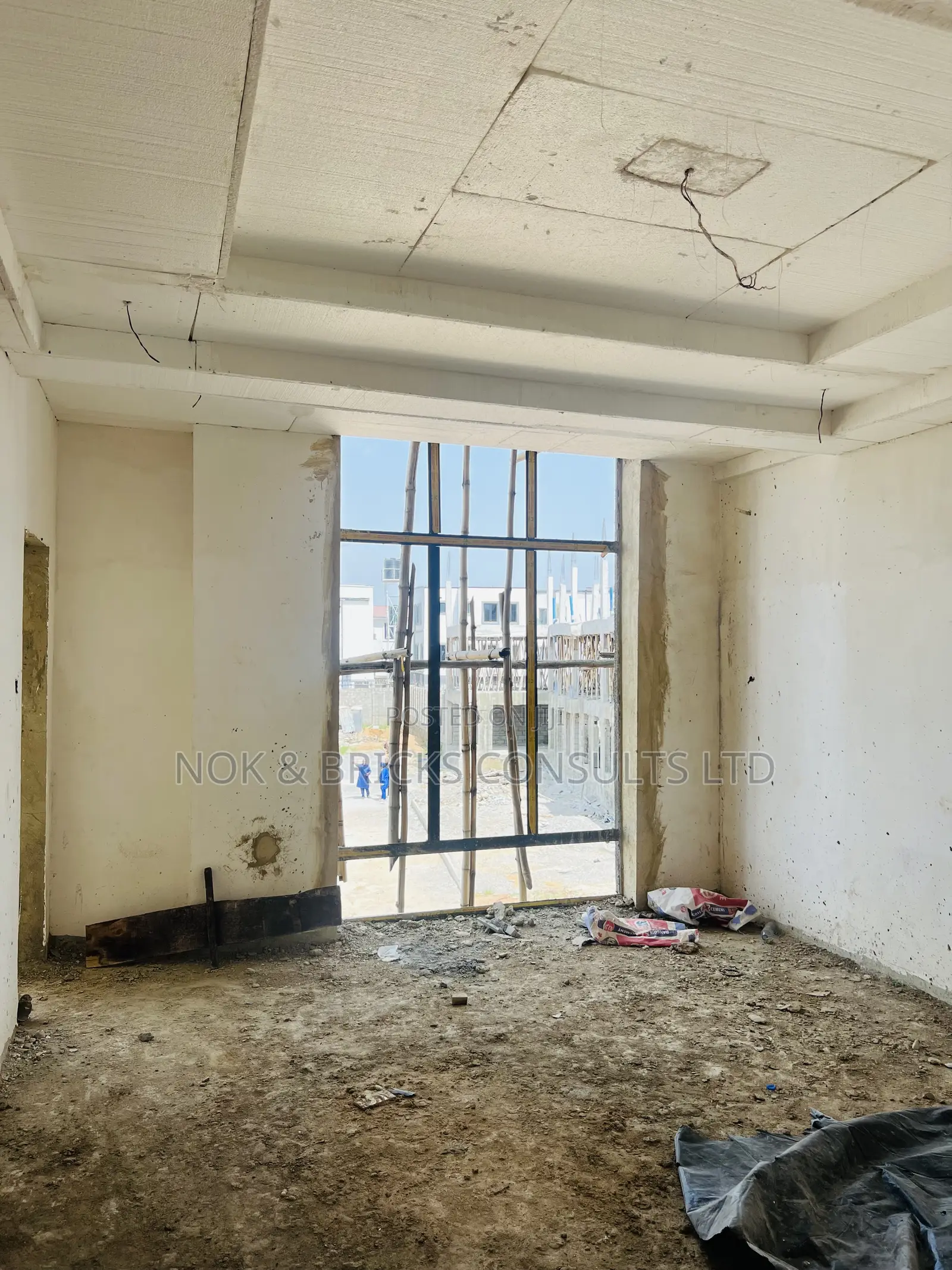 5bdrm Duplex in Cyrus Estate, Wuye for sale