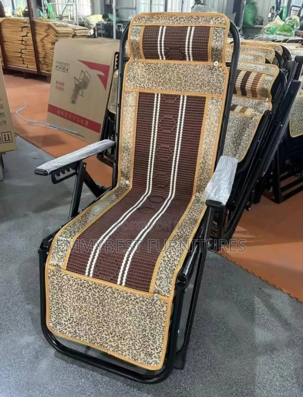 Brand New Executive Relaxing Chair.