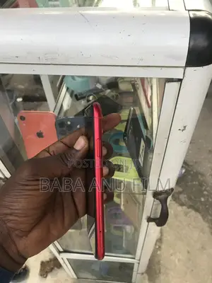 Apple iPhone 11 128 GB Red