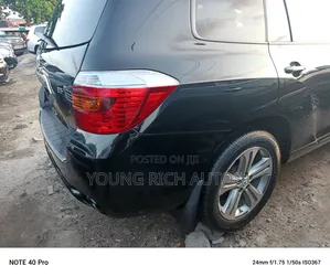 Toyota Highlander 2010 Black