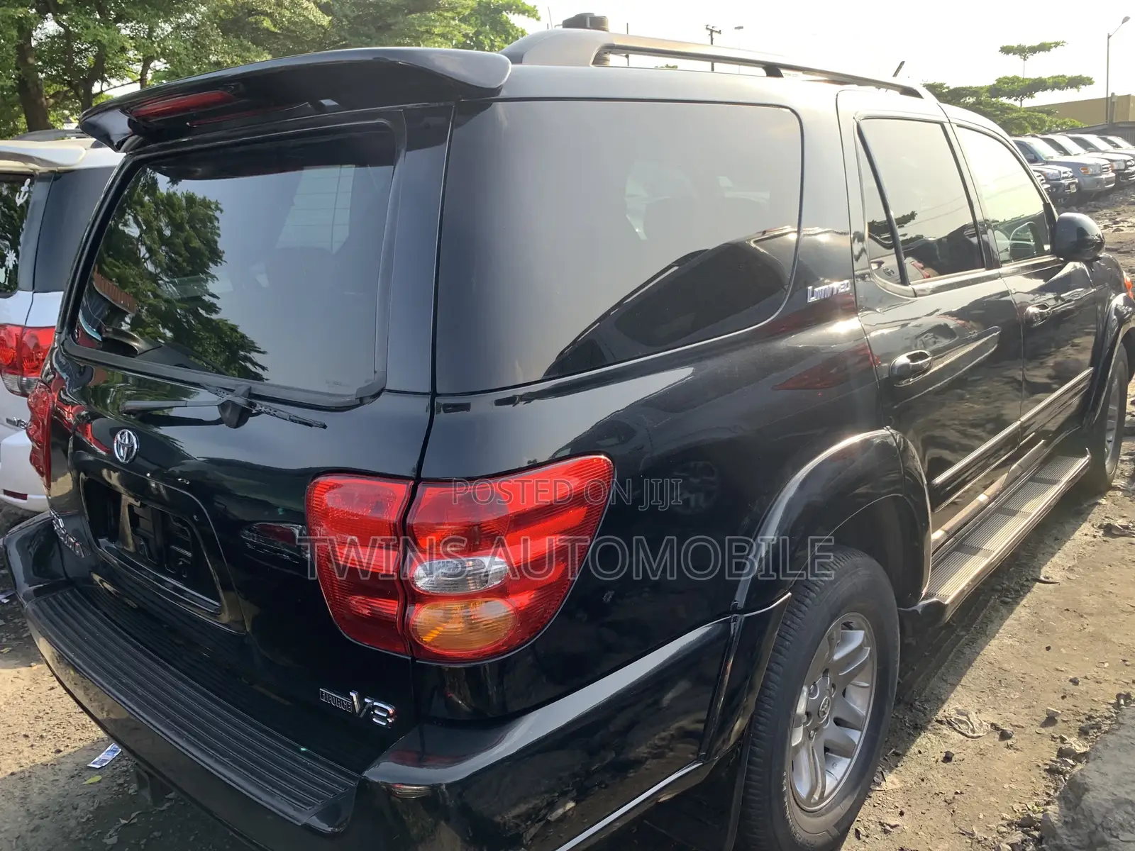 Toyota Sequoia 2004 Black