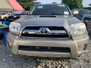 Toyota 4-Runner Sport Edition 2008 Gold