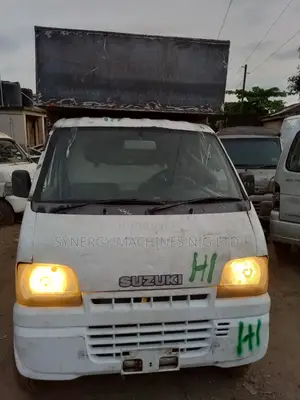 Suzuki Truck 2022 White