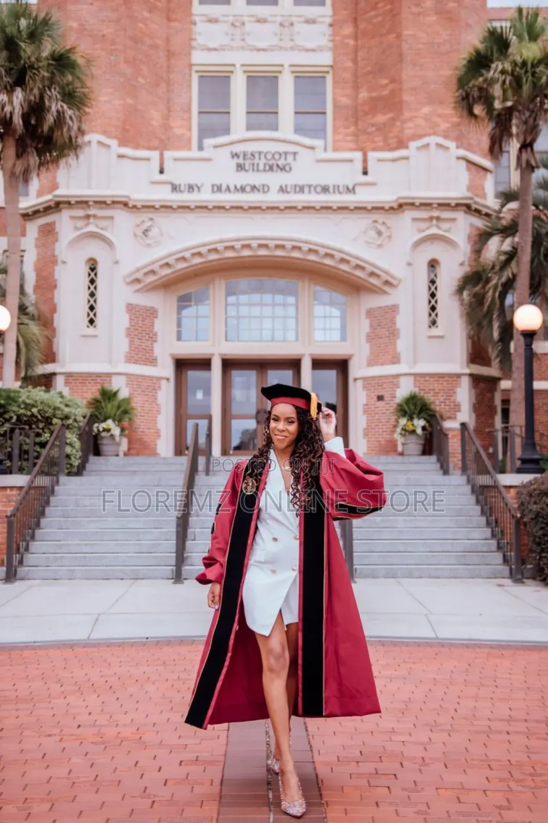 Bachelor / Masters and Doctorate Degree Gowns