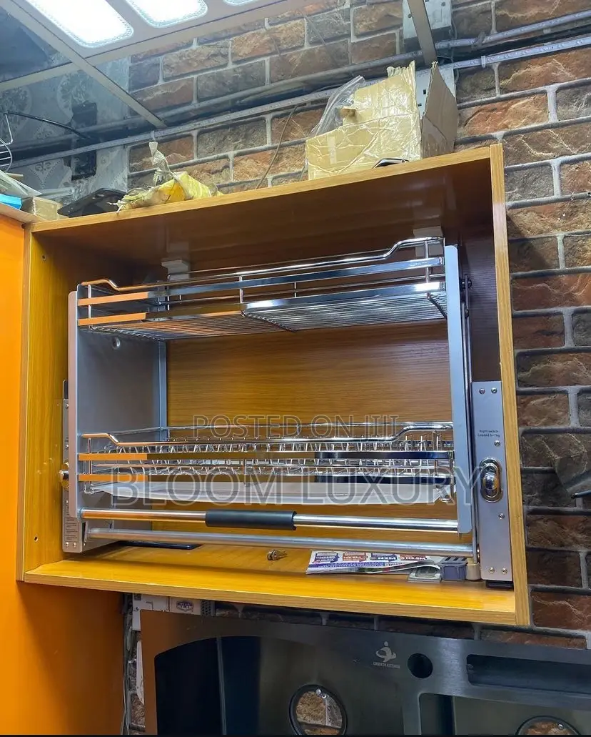 Pull Down Plate Rack