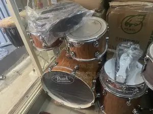 Pearl Roadshow Drum