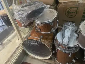 Pearl Roadshow Drum