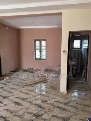 3bdrm Block of Flats in Thinkers Corner, Enugu for rent