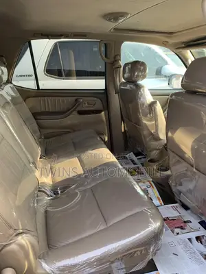 Toyota Sequoia 2004 Black