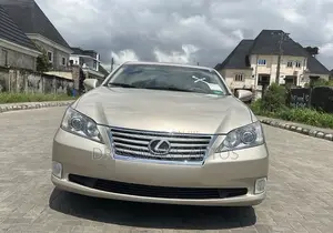 Lexus ES 350 2010 Gold