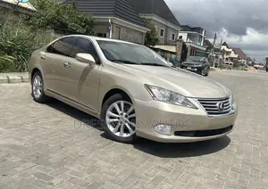 Lexus ES 350 2010 Gold