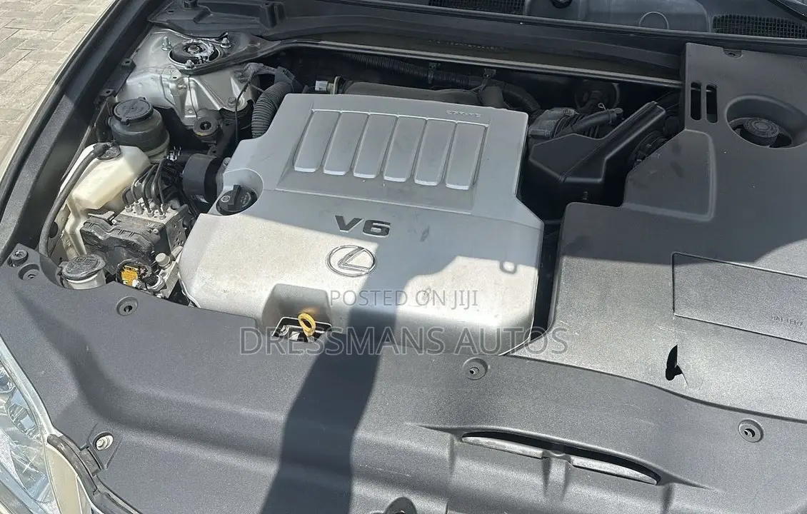 Lexus ES 350 2010 Gold