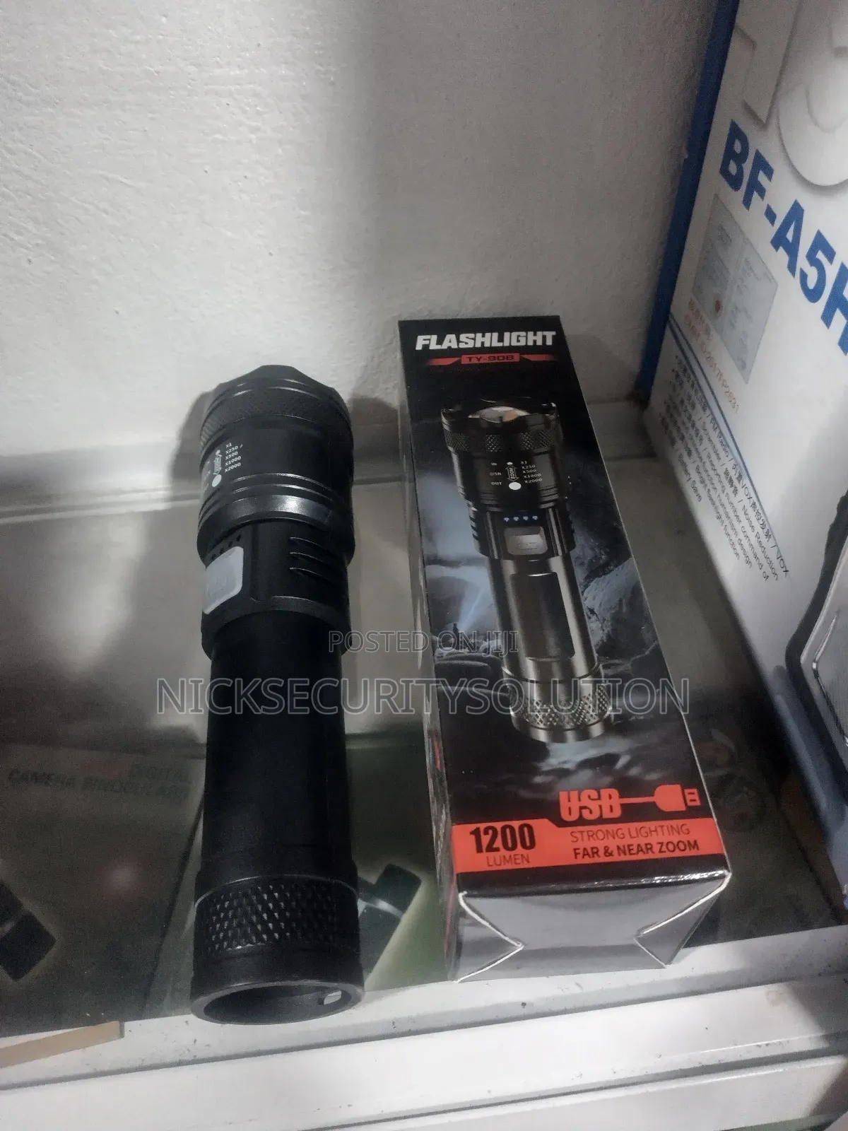Zoom Flashlight Xhp70 Torch Usb Rechargeable