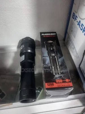 Zoom Flashlight Xhp70 Torch Usb Rechargeable