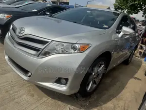 Toyota Venza XLE AWD V6 2013 Silver
