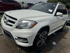 Mercedes-Benz GLK-Class 350 4MATIC 2013 White