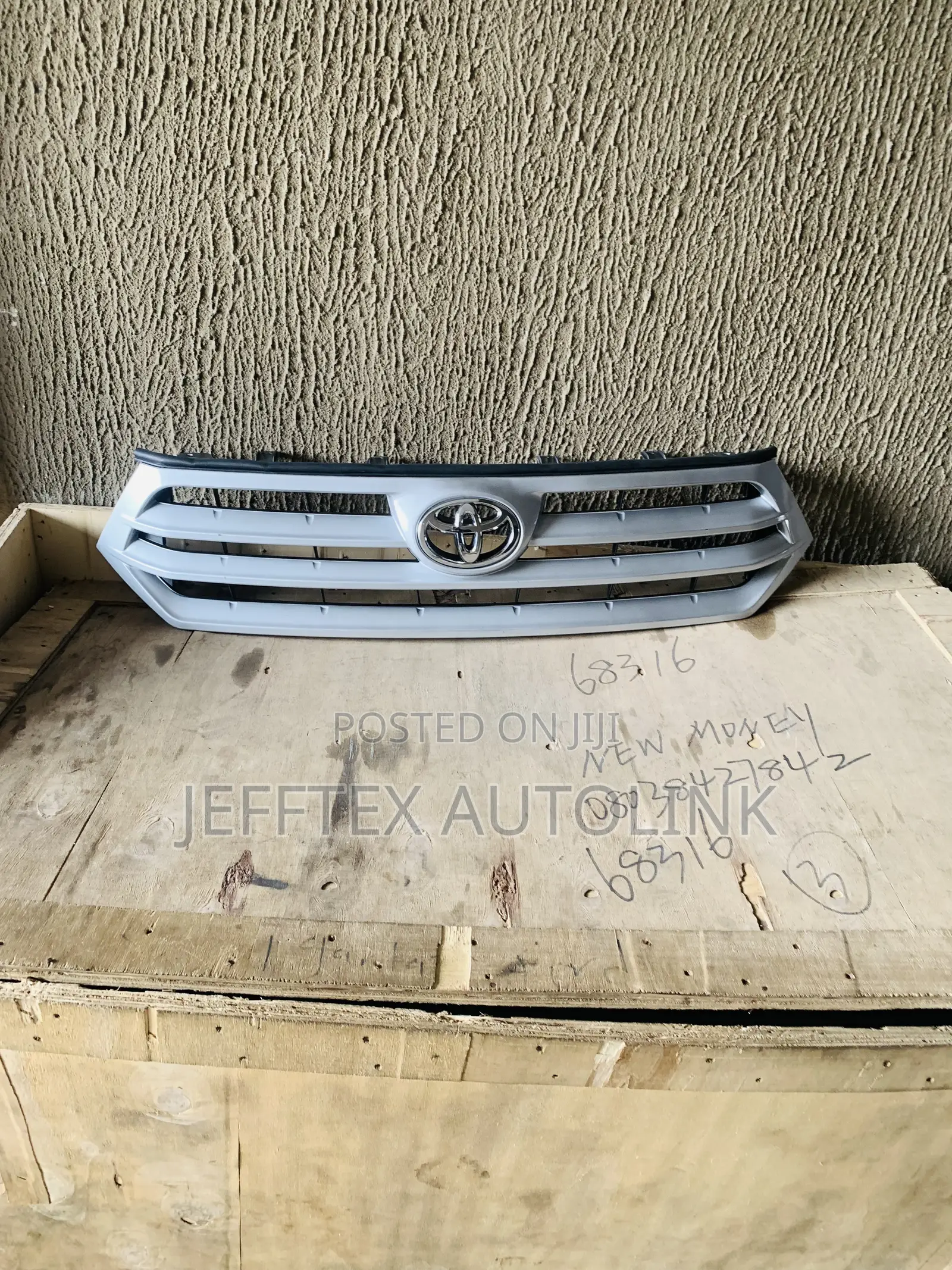 Direct Front Grille Highlander 012